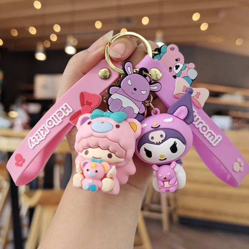 Брелок для ключей Sanrio Kawaii Kuromi, брелок для ключей в виде куклы, аниме, коричная кукла, мой мелодия, рюкзак, подвеска, автомобильный брелок, аксессуары
Брелок для ключей Sanrio Kawaii Kuromi, брелок для ключей в виде куклы, аниме, коричная кукла, мой мелодия, рюкзак, подвеска, автомобильный брелок, аксессуары