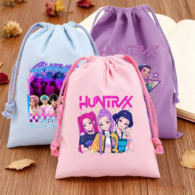 Мешок на шнурке Kpop Demon Hunters, подарочные мешочки с мультяшными рисунками, сумка для хранения конфет, дорожный органайзер для косметики, упаковка для праздничных принадлежностей
Мешок на шнурке Kpop Demon Hunters, подарочные мешочки с мультяшными рисунками, сумка для хранения конфет, дорожный органайзер для косметики, упаковка для праздничных принадлежностей