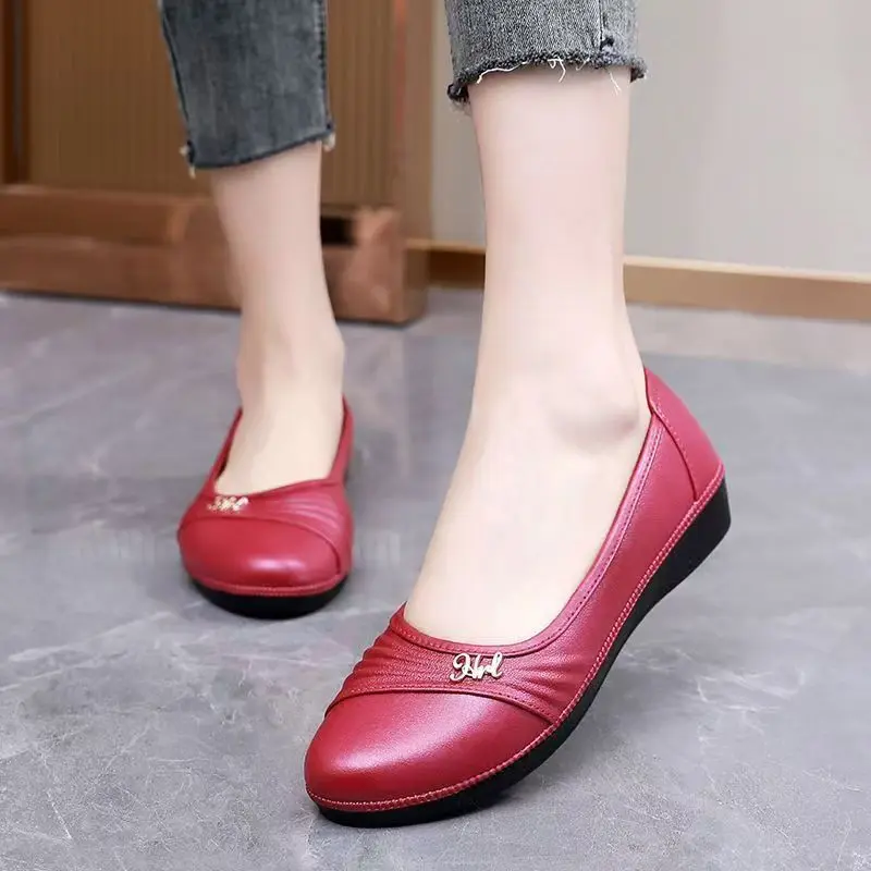 Women Flat Sole Shallow Rain Shoes Soft sole Non Slip Slip On Lightweight Waterproof Round Toe Work Shoe Commuter Nude Shoes
Women Flat Sole Shallow Rain Shoes Soft sole Non Slip Slip On Lightweight Waterproof Round Toe Work Shoe Commuter Nude Shoes