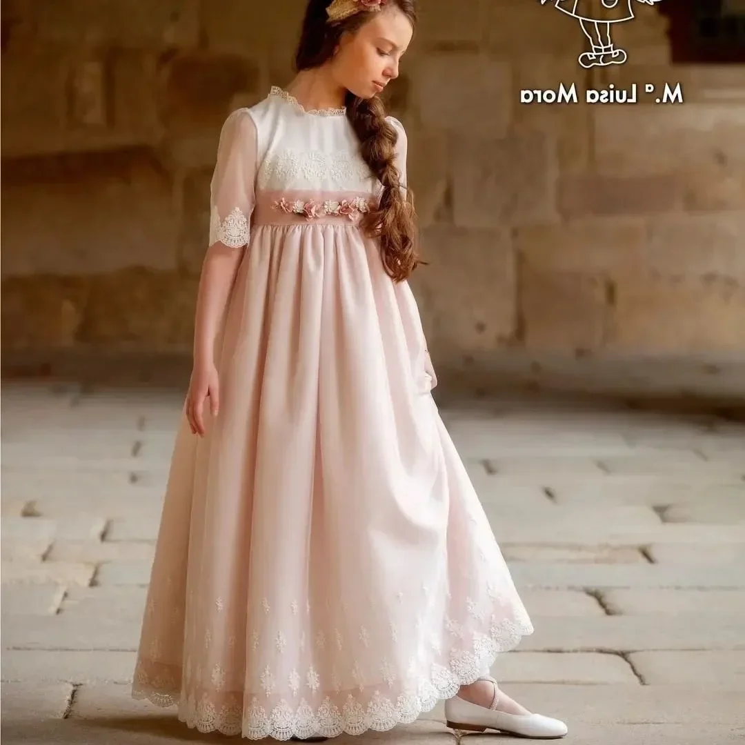 Customized Girl Dress White Vintage Princess Lace Floral Ribbon Belt Bridemini Bridesmaid Wedding Party Aline Gown
Customized Girl Dress White Vintage Princess Lace Floral Ribbon Belt Bridemini Bridesmaid Wedding Party Aline Gown