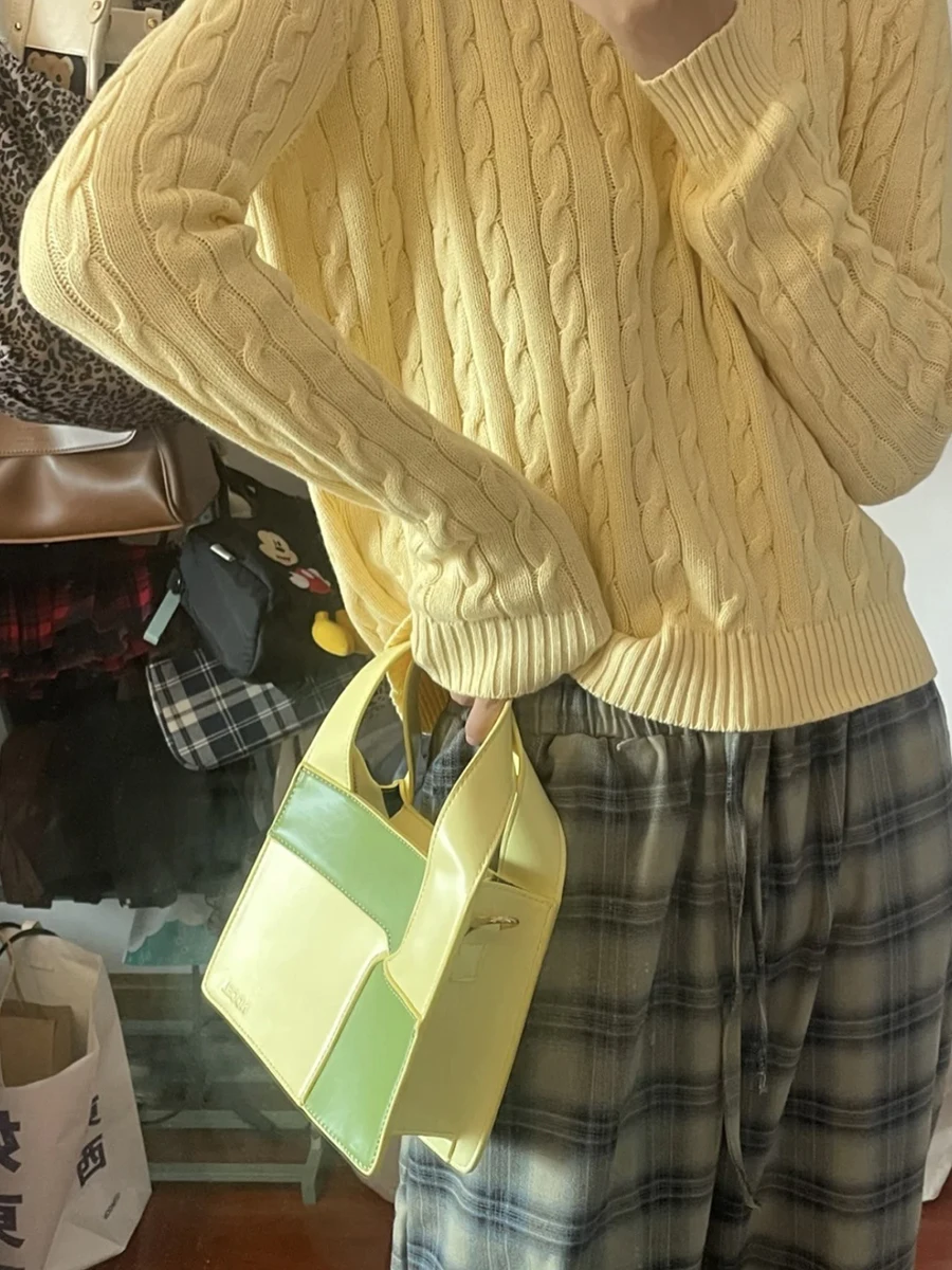 Sweet Twisted Knit O-neck Sweater Women Autumn Yellow Cotton Warm Streetwear Slim Aesthetic Pullover Top Cute Vintage Jumper Y2K
Sweet Twisted Knit O-neck Sweater Women Autumn Yellow Cotton Warm Streetwear Slim Aesthetic Pullover Top Cute Vintage Jumper Y2K