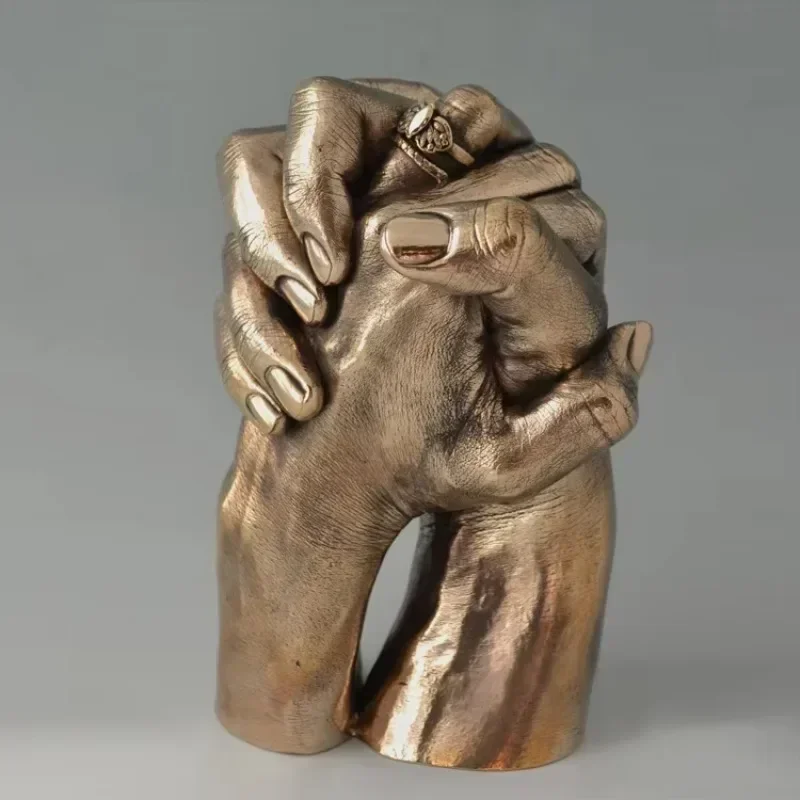 Cheap And Fine Wholesale Love Handicraft Statue Desk Decorative Bronze Hands Together SculptureHot Sales
Cheap And Fine Wholesale Love Handicraft Statue Desk Decorative Bronze Hands Together SculptureHot Sales