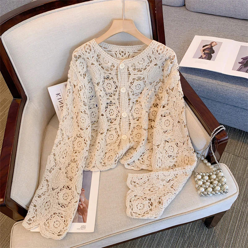 Faionable Color Lace Hollow out Sun Protection irt ort Sve round Ne Long Sve Outerwear plus Size Women's ...
Faionable Color Lace Hollow out Sun Protection irt ort Sve round Ne Long Sve Outerwear plus Size Women's ...