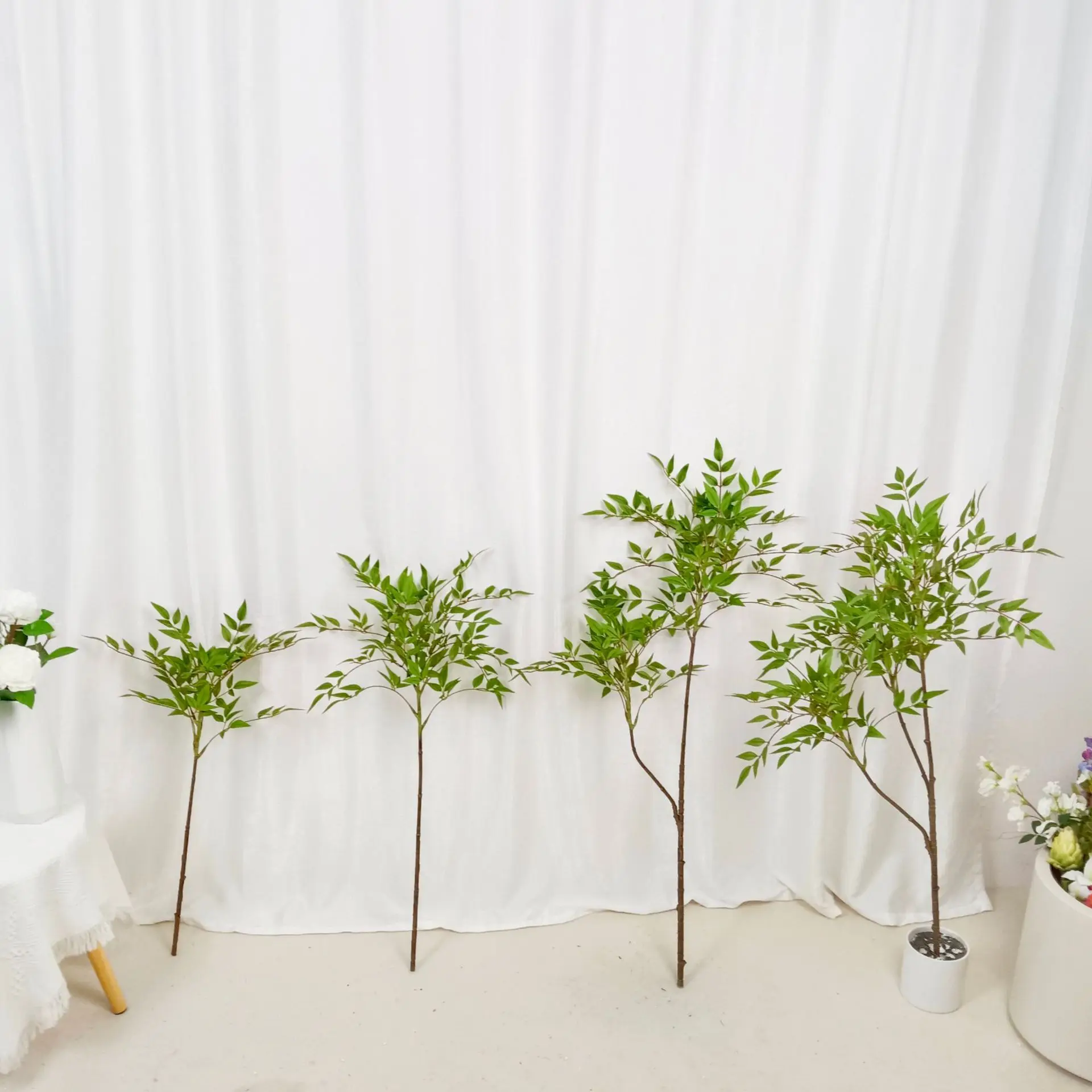 Nandina domestica artificial green plant high-end flower arrangement indoor living room floor decoration ornaments branches
Nandina domestica artificial green plant high-end flower arrangement indoor living room floor decoration ornaments branches