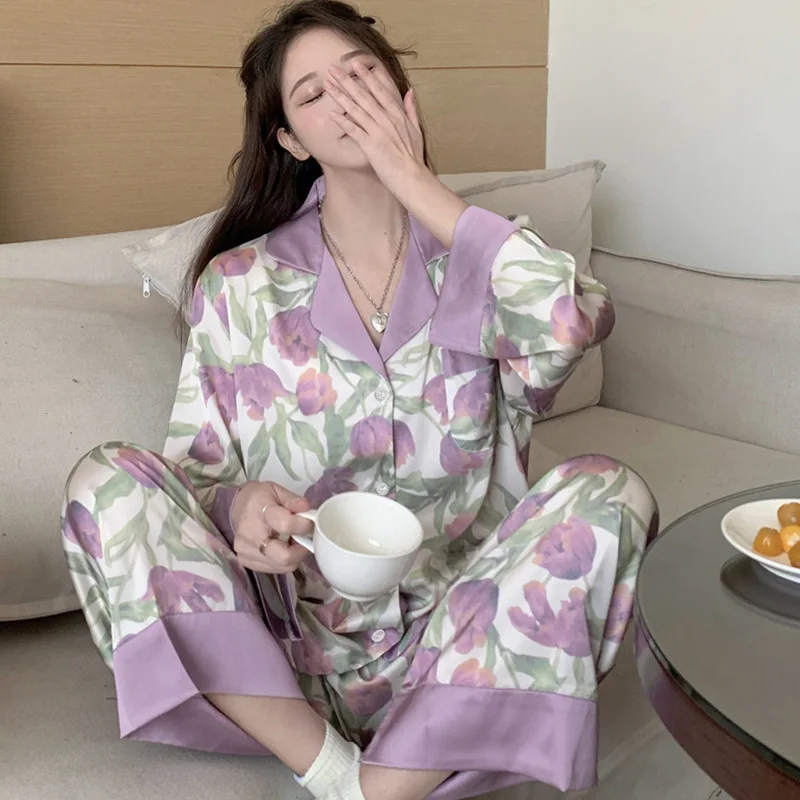 Women's Autumn Pajamas Women's Purple Tulip Sweet and Romantic Floral Homewear Ice Silk Set
Women's Autumn Pajamas Women's Purple Tulip Sweet and Romantic Floral Homewear Ice Silk Set