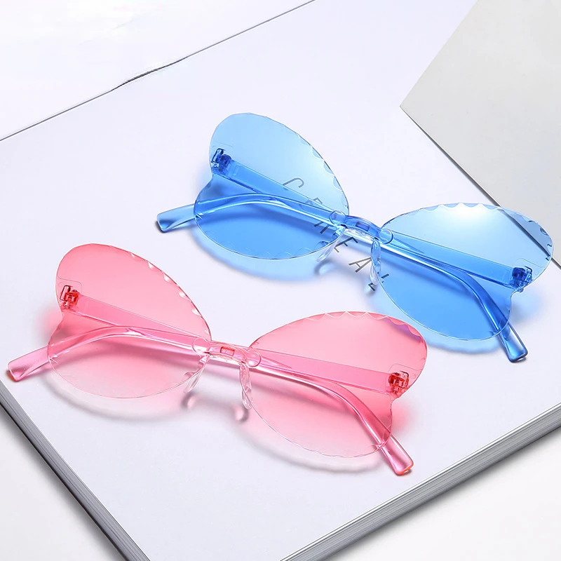 Fashion Shades UV400 Vintage Glasses Kids Lovely Butterfly Rimless Sunglasses Girls Children Oculos Masculino Sunglasses Women
Fashion Shades UV400 Vintage Glasses Kids Lovely Butterfly Rimless Sunglasses Girls Children Oculos Masculino Sunglasses Women