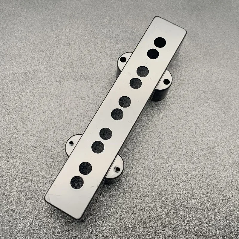 2pcs 5 String Electric Guitar Pickup Cover Neck/Bridge Pickup Case Open/Closed type for JB Bass Electric Violao 100/103mm
2pcs 5 String Electric Guitar Pickup Cover Neck/Bridge Pickup Case Open/Closed type for JB Bass Electric Violao 100/103mm