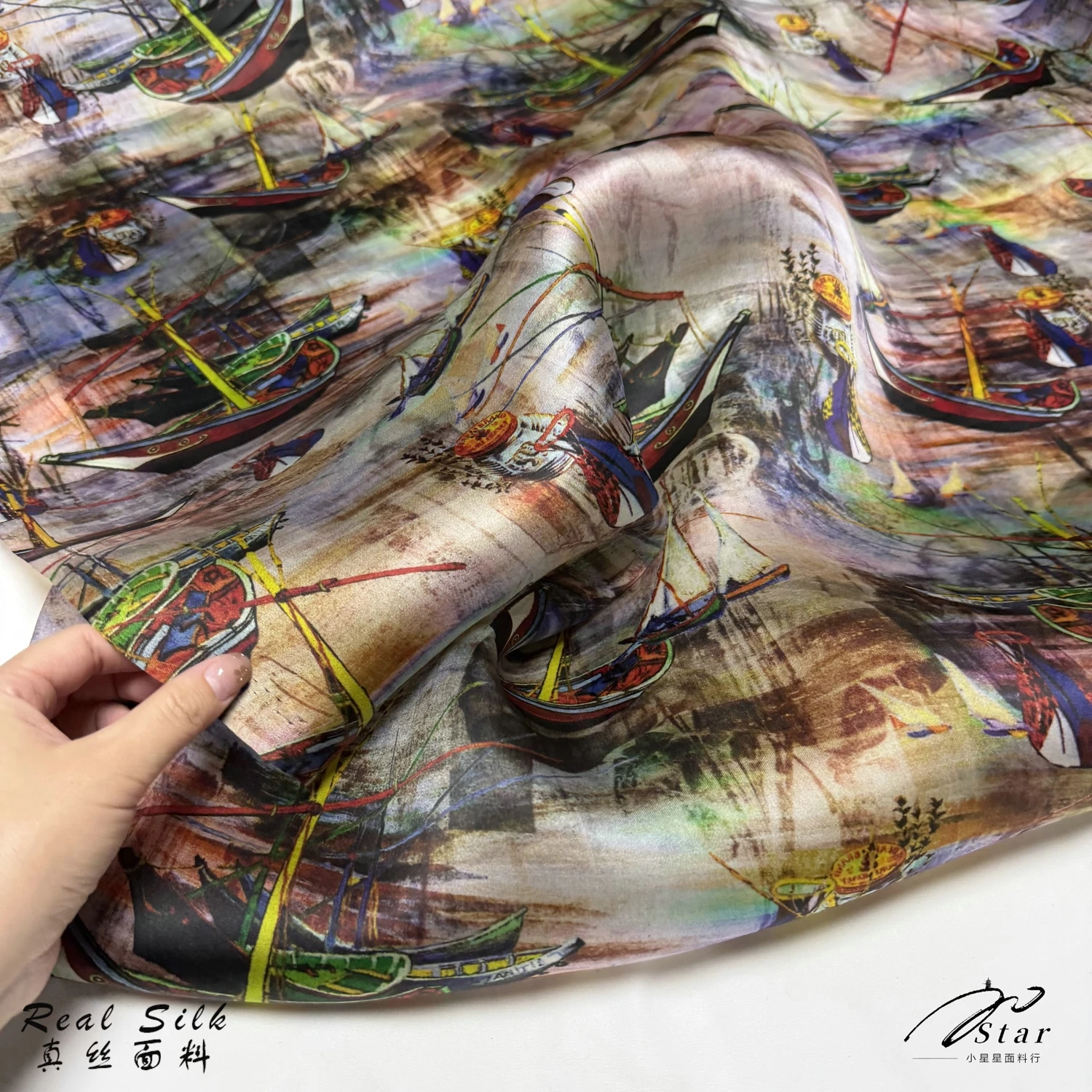 Boat Oil Painting Silk Satin Fabric Thick Pure Silk Organza Organza Gown Fabric
Boat Oil Painting Silk Satin Fabric Thick Pure Silk Organza Organza Gown Fabric