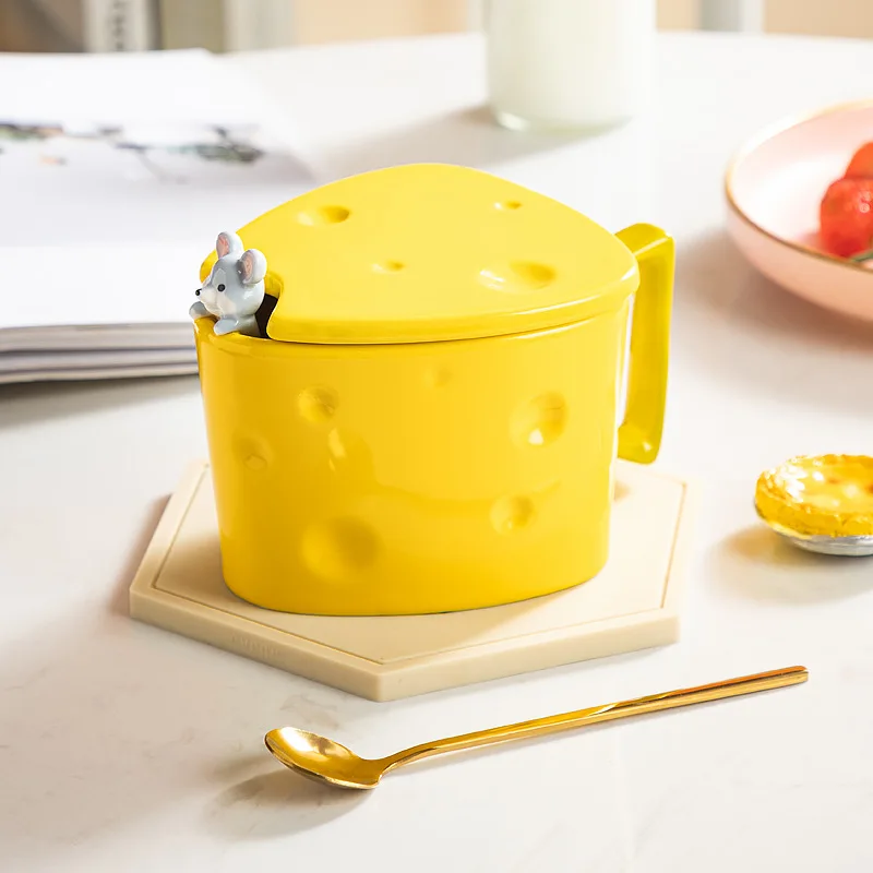 New Creative Instagram Style Cute Mug with Lid Spoon Couple Men and Women Home Milk Coffee Mug Cartoon Ceramic Cheese Cheese Mug
New Creative Instagram Style Cute Mug with Lid Spoon Couple Men and Women Home Milk Coffee Mug Cartoon Ceramic Cheese Cheese Mug