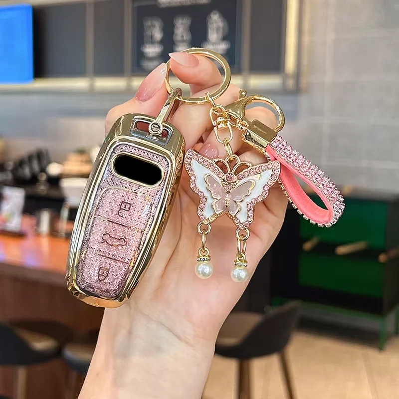Suitable for Audi A6L keycase A4L Q5L A3 Q3 Q2L A6 A5 Q7 A8 N keycover key Shell keychain buckle car key bag keyaccessories
Suitable for Audi A6L keycase A4L Q5L A3 Q3 Q2L A6 A5 Q7 A8 N keycover key Shell keychain buckle car key bag keyaccessories