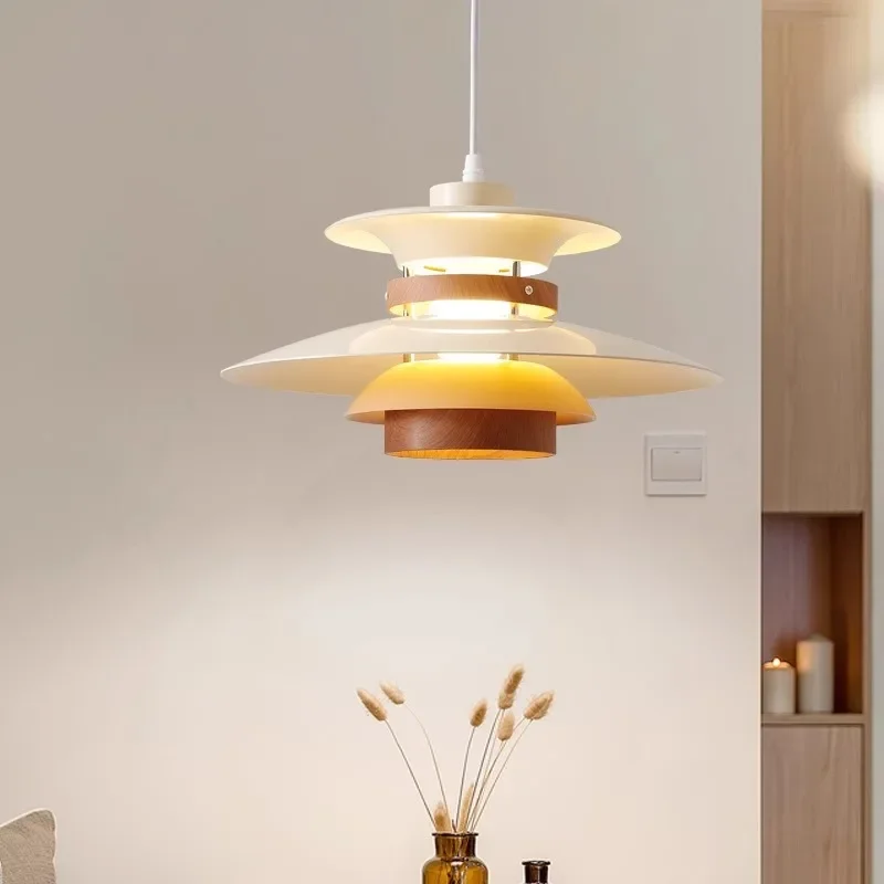 Restaurant chandelier Nordic minimalist retro walnut wood homestay dining room creative Japanese cream meal chandelier
Restaurant chandelier Nordic minimalist retro walnut wood homestay dining room creative Japanese cream meal chandelier