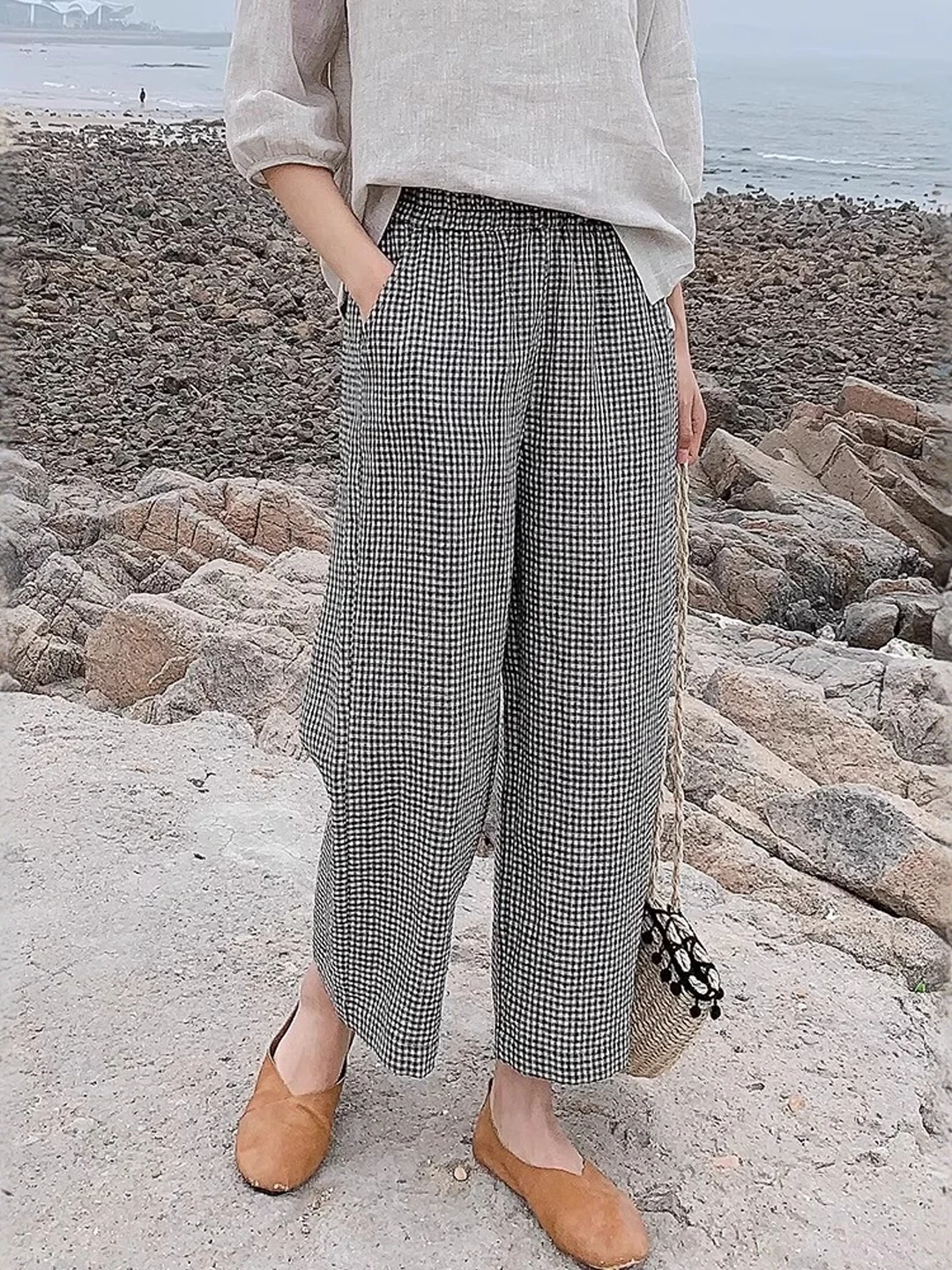 Повседневные женские широкие брюки большого размера в клетку, летние брюки с высокой талией, прямой крой, свободные длинные брюки для поездок на работу
Повседневные женские широкие брюки большого размера в клетку, летние брюки с высокой талией, прямой крой, свободные длинные брюки для поездок на работу