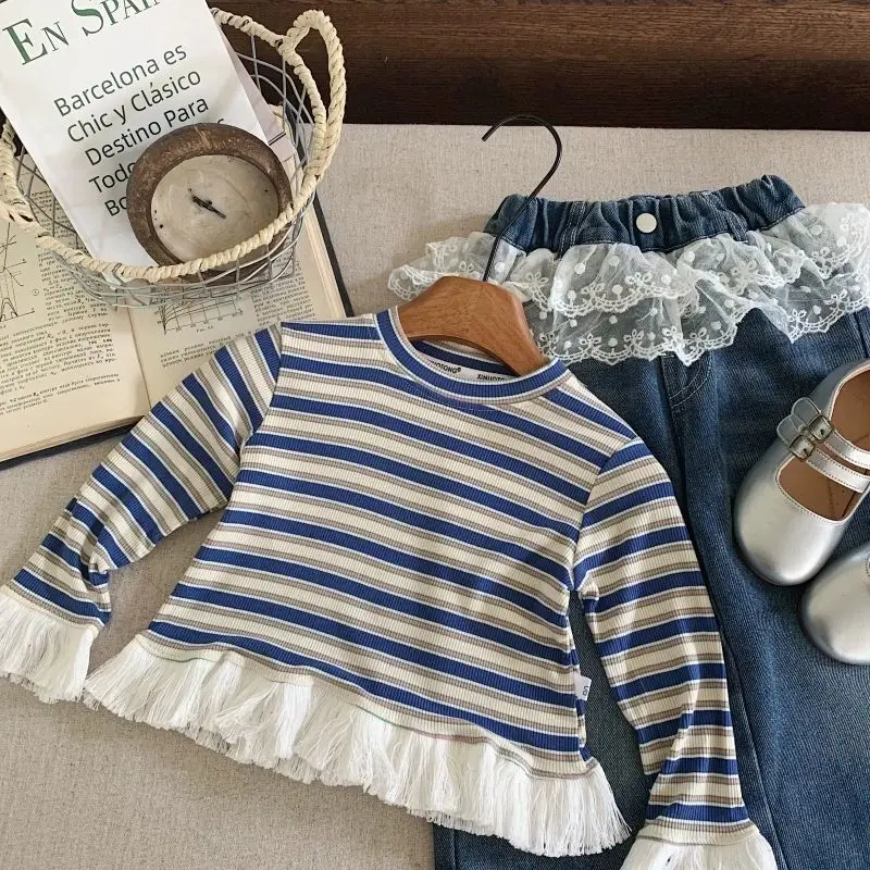 Autumn 2025 Ins Kids Baby Girls 2PCS Outfit Set Cotton Striped Top Lace Hem + Wide Leg Jeans Toddler Girls Clothing Suit
Autumn 2025 Ins Kids Baby Girls 2PCS Outfit Set Cotton Striped Top Lace Hem + Wide Leg Jeans Toddler Girls Clothing Suit