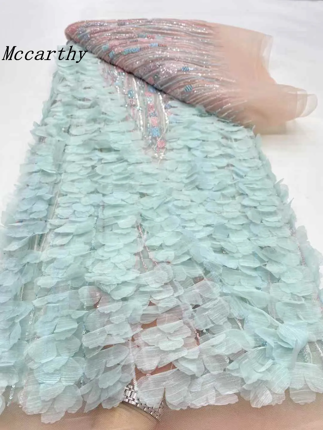 High-quality African Nigerian Elegant 3D Flowers Embroidered Fabric French Tulle Lace Fabric Luxury Sequin For Party Wedding
High-quality African Nigerian Elegant 3D Flowers Embroidered Fabric French Tulle Lace Fabric Luxury Sequin For Party Wedding