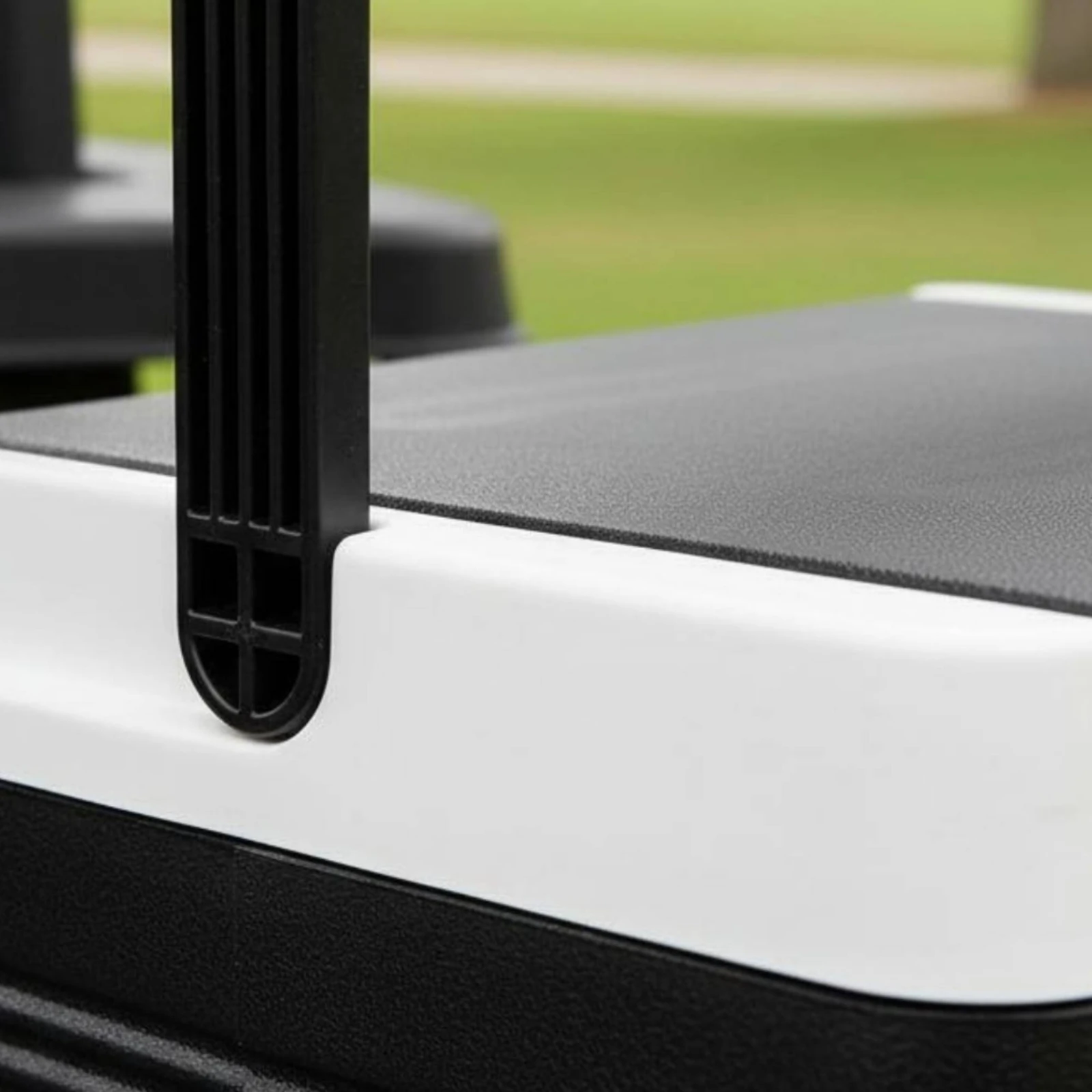 Golf Vehicle Cooler Universal Fit Portable Ice Chest Car Accessory Hard Shell Outdoor Gear Built-in Handle for Golfers
Golf Vehicle Cooler Universal Fit Portable Ice Chest Car Accessory Hard Shell Outdoor Gear Built-in Handle for Golfers