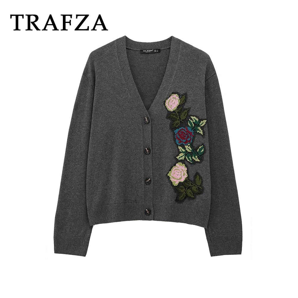 TRAFZA Chic Embroidery Flower Spring Casual Knitted Outwear Single Breasted V-Neck Long Sleeve Loose Fashion 2025 Mujer Sweater
TRAFZA Chic Embroidery Flower Spring Casual Knitted Outwear Single Breasted V-Neck Long Sleeve Loose Fashion 2025 Mujer Sweater