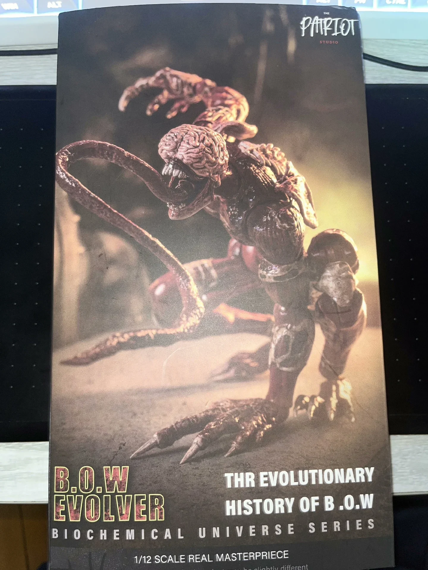 In Stock Original Patriot Studio 1/12 Resident Evil B.O.W Evolver Mutated Monster Figure Model Action Figure Model Toy Ornament 
In Stock Original Patriot Studio 1/12 Resident Evil B.O.W Evolver Mutated Monster Figure Model Action Figure Model Toy Ornament