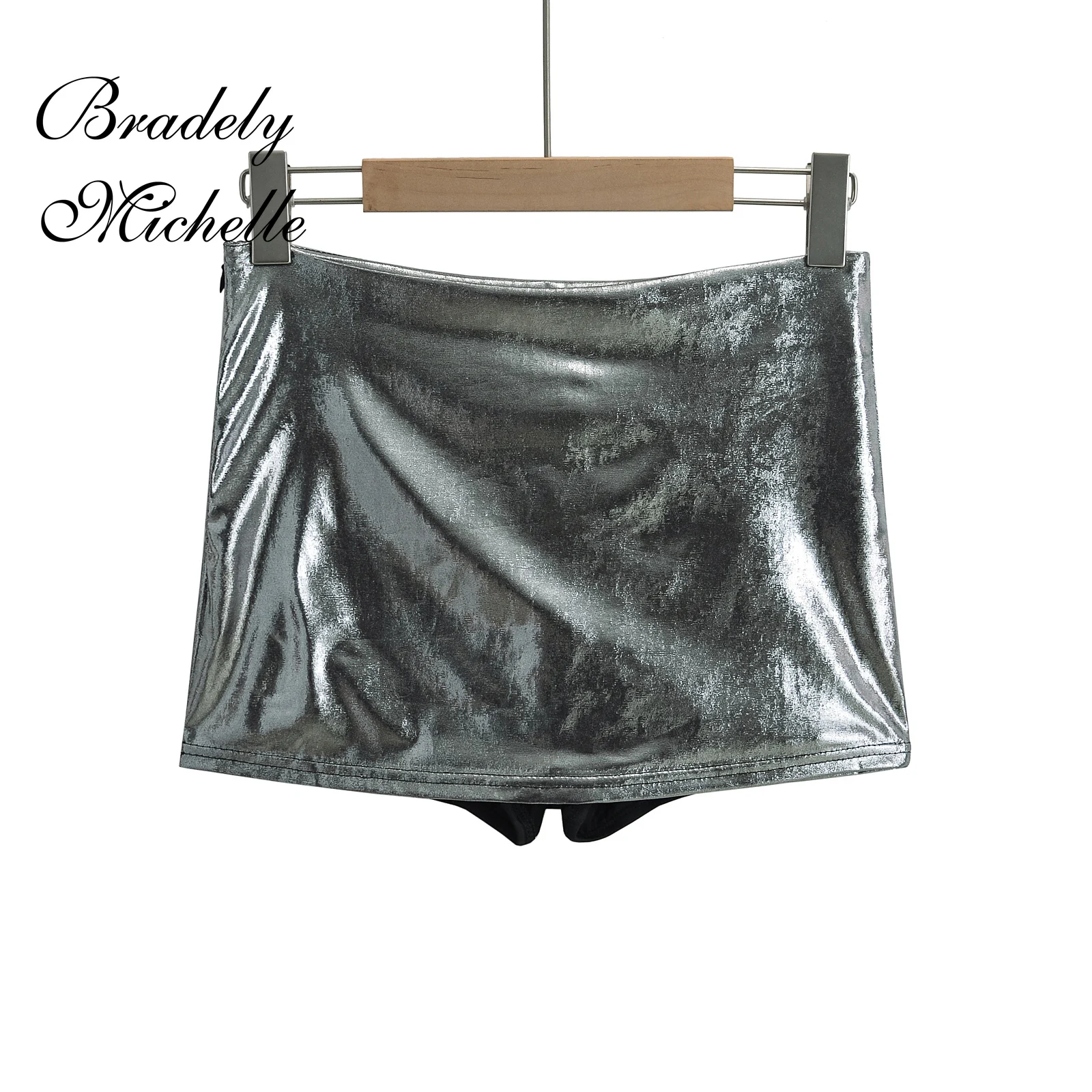 Metallic Shiny Side Zipper High Quality Women's Fashion Clothing Sexy Solid Color High Waist Skirt Mini Skirts
Metallic Shiny Side Zipper High Quality Women's Fashion Clothing Sexy Solid Color High Waist Skirt Mini Skirts