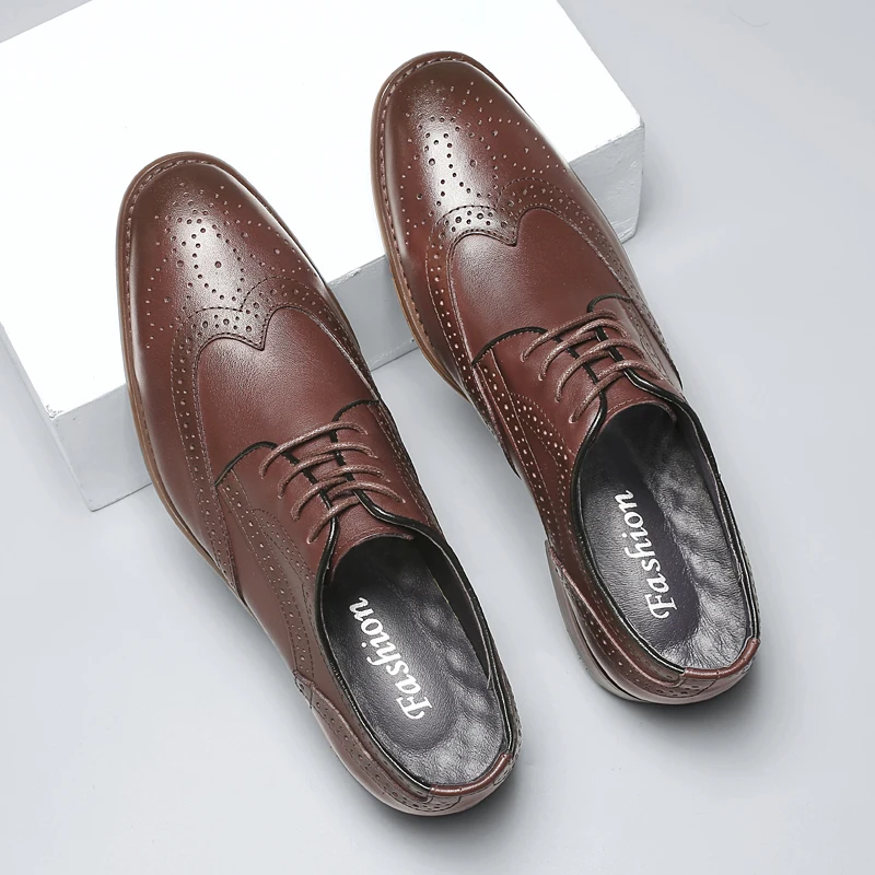 Летние мужские повседневные деловые туфли для досок, резные дышащие классические элитные туфли больших размеров (35-48), официальная обувь
Летние мужские повседневные деловые туфли для досок, резные дышащие классические элитные туфли больших размеров (35-48), официальная обувь