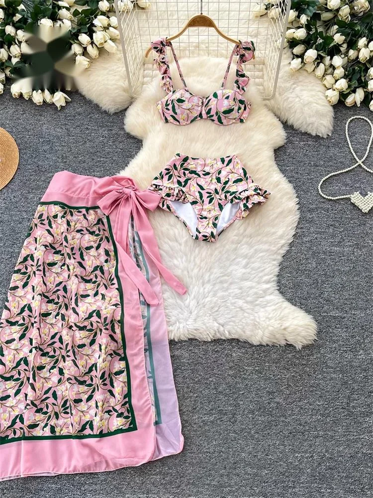 Floral Ruffle Seaside Swimsuit Sensual Hotsweet Bodycon Bikini+Lace Up Long Skirt Summer Print Vacation 2Pcs Sets
Floral Ruffle Seaside Swimsuit Sensual Hotsweet Bodycon Bikini+Lace Up Long Skirt Summer Print Vacation 2Pcs Sets