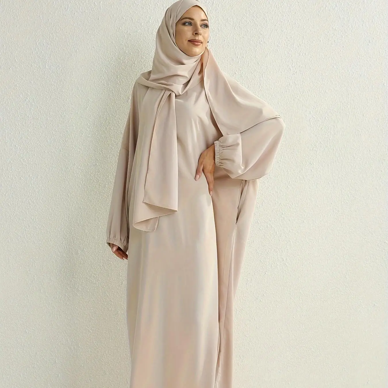 Autumn New Fashion Muslim Hijab Dress Set Eid Ramadan Muslim Women Abaya Dress Dubai Islamic Arab Robe Kaftan Jalabiya Caftan
Autumn New Fashion Muslim Hijab Dress Set Eid Ramadan Muslim Women Abaya Dress Dubai Islamic Arab Robe Kaftan Jalabiya Caftan