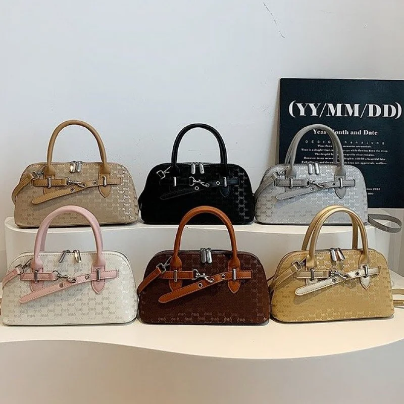 Fashionable Solid Color Tote Bag High-End Messenger Purse For Business Women Elegant Vintage Design
Fashionable Solid Color Tote Bag High-End Messenger Purse For Business Women Elegant Vintage Design