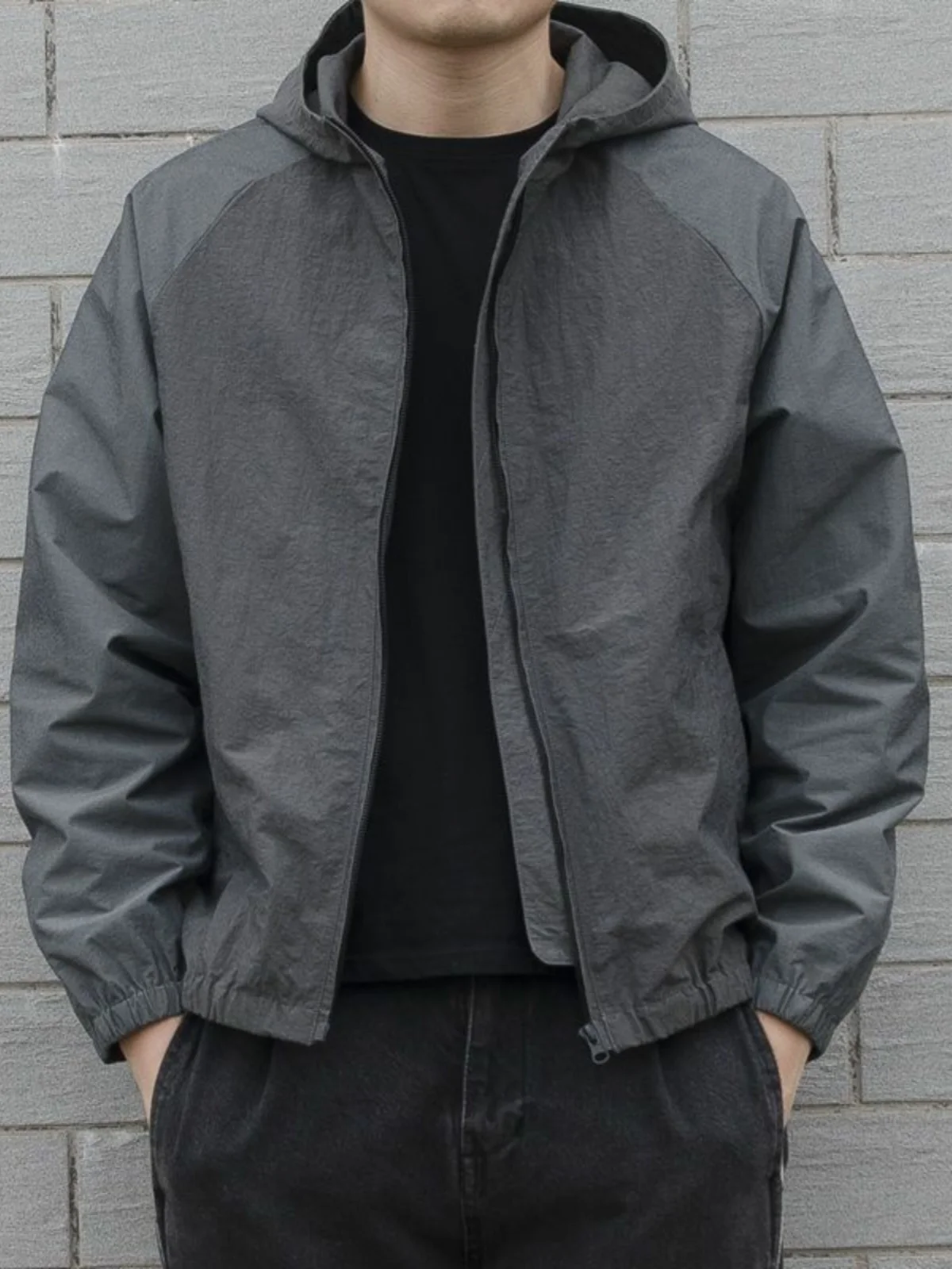 Мужская демисезонная тонкая куртка свободного кроя с капюшоном, повседневная, дышащая, из полиэстера, модная...
Мужская демисезонная тонкая куртка свободного кроя с капюшоном, повседневная, дышащая, из полиэстера, модная...