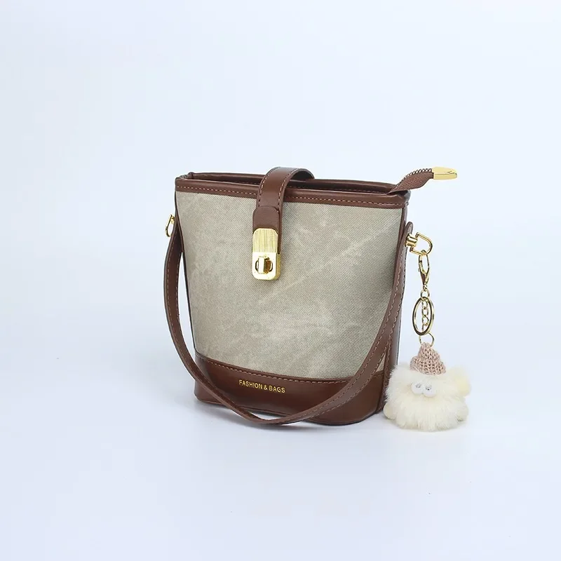 Elegant Popular Ladies Leather Shoulder Bag Handbag, Crossbody Bag Messenger Bag by Luxury Brand Designer Mom' Bag
Elegant Popular Ladies Leather Shoulder Bag Handbag, Crossbody Bag Messenger Bag by Luxury Brand Designer Mom' Bag