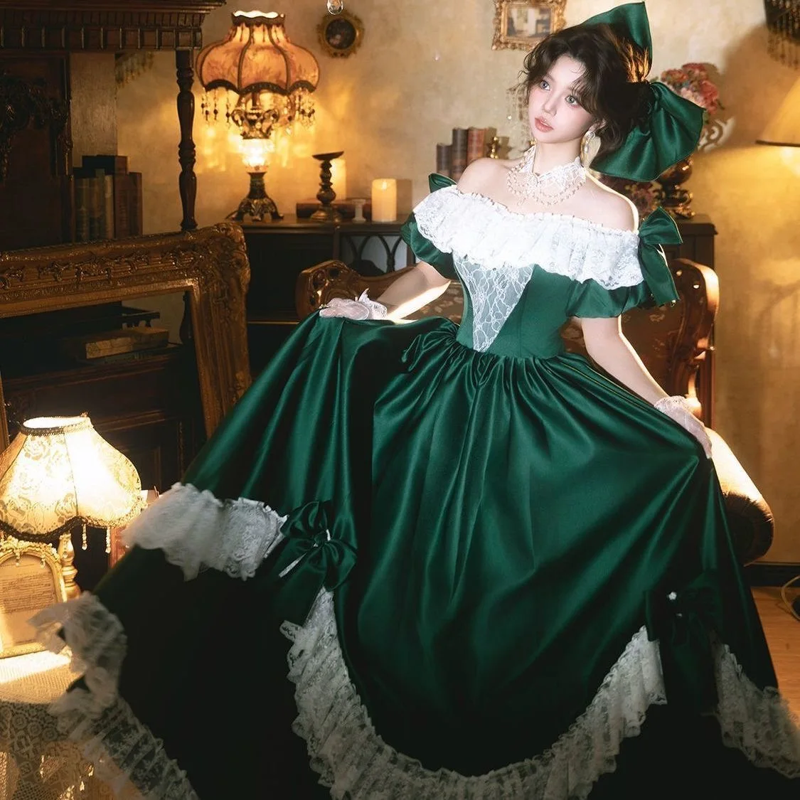 French Retro Evening Dress Ladies Elegant Lace Bow Green Princess Dress Y2K Niche Lolita Style Masquerade Dress Stage Costume
French Retro Evening Dress Ladies Elegant Lace Bow Green Princess Dress Y2K Niche Lolita Style Masquerade Dress Stage Costume