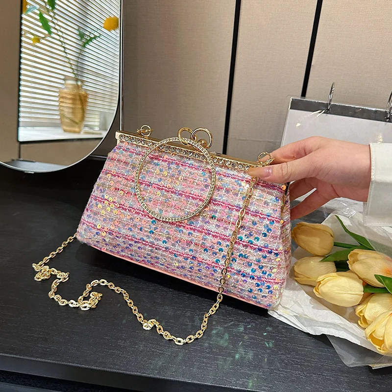 Luxury Women's Shoulder Bag Woolen Fabric Fashion Chain Crossbody Handbag Chic Evening Clutch Wedding Purse
Luxury Women's Shoulder Bag Woolen Fabric Fashion Chain Crossbody Handbag Chic Evening Clutch Wedding Purse