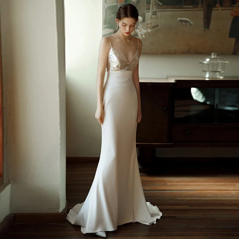 2025 New Elegant Evening Dresses Spaghetti Strap V-neck Mermaid Dress Sequin Splicing Silk Prom Dress For Party Vestido De Novia
2025 New Elegant Evening Dresses Spaghetti Strap V-neck Mermaid Dress Sequin Splicing Silk Prom Dress For Party Vestido De Novia