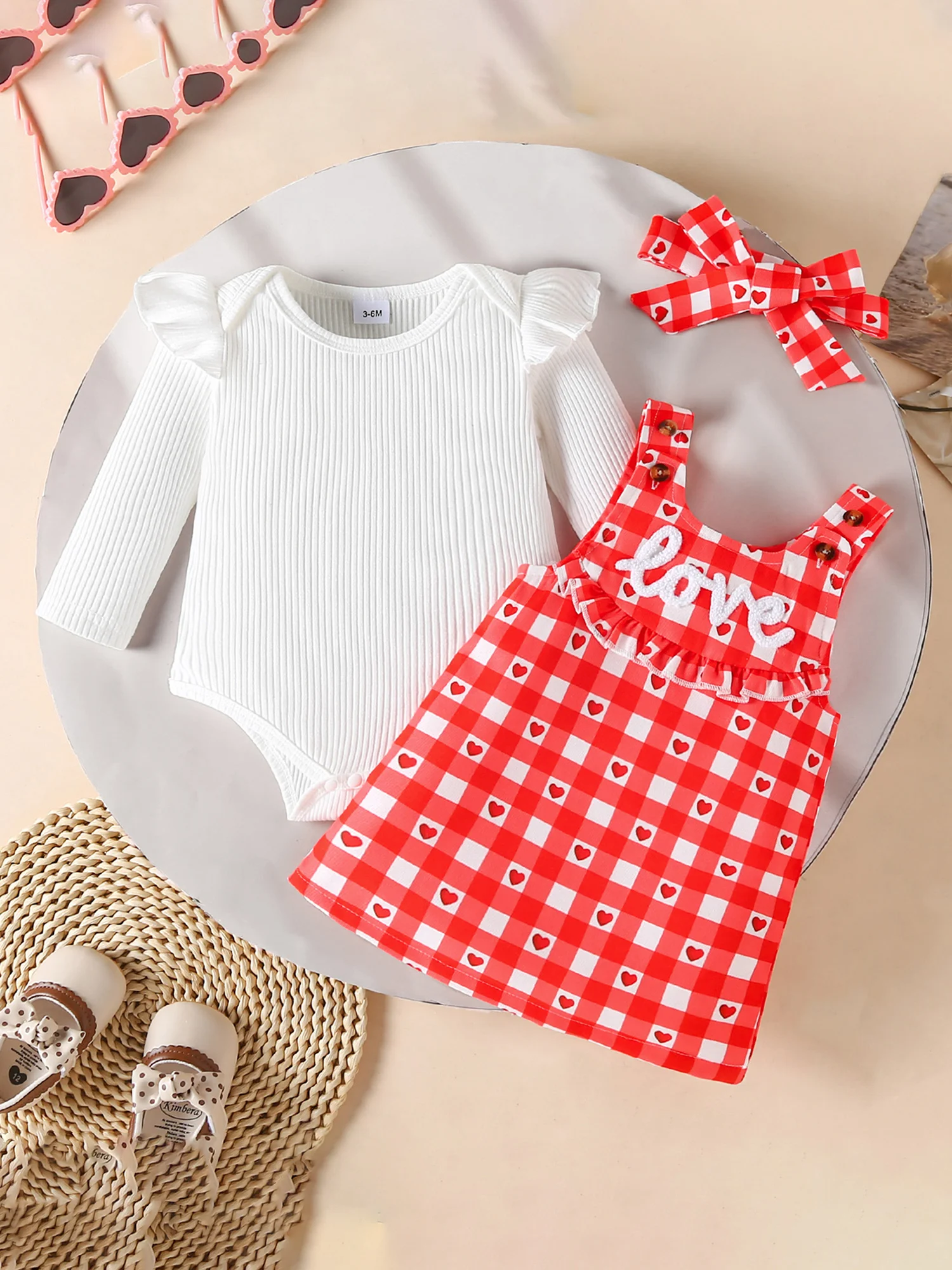 Toddler Girl Heart Print Long Sleeve Romper Denim Overall Skirt Bow Headband Set Valentine s Day Outfit
Toddler Girl Heart Print Long Sleeve Romper Denim Overall Skirt Bow Headband Set Valentine s Day Outfit
