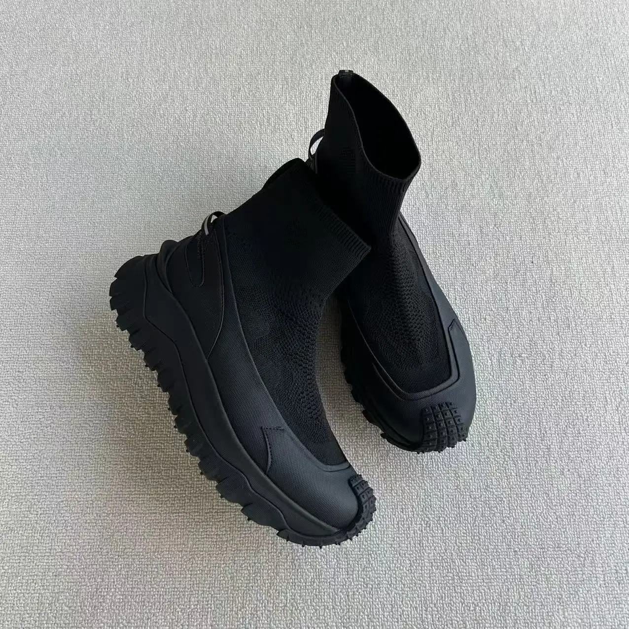 Trendy Slip On Knit Sneakers Chelsea Boots Mid Calf Socks Boots Breathable Mens Shoes Lazy Sports Shoes Casual Footwear
Trendy Slip On Knit Sneakers Chelsea Boots Mid Calf Socks Boots Breathable Mens Shoes Lazy Sports Shoes Casual Footwear