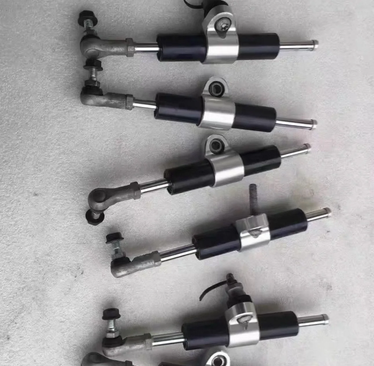 2020 R18 Aluminum Motorcycle Steering Damper Front Placement Stability Alloy Feature
2020 R18 Aluminum Motorcycle Steering Damper Front Placement Stability Alloy Feature