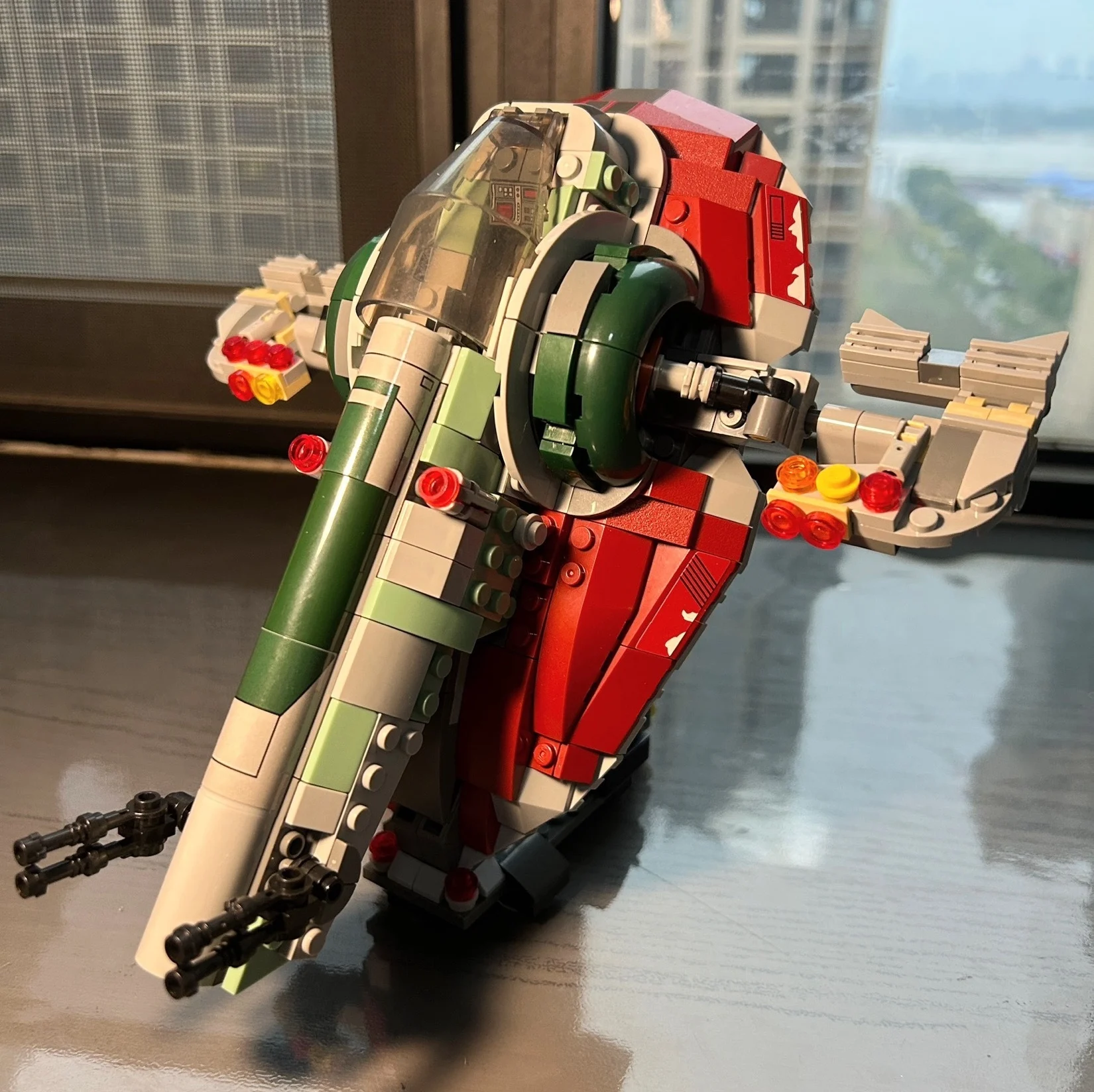 Hot sales 1007PCS 20th Anniversary Edition Slave I Spaceship Building Blocks 6 Figures Construction BricksKids
Hot sales 1007PCS 20th Anniversary Edition Slave I Spaceship Building Blocks 6 Figures Construction BricksKids