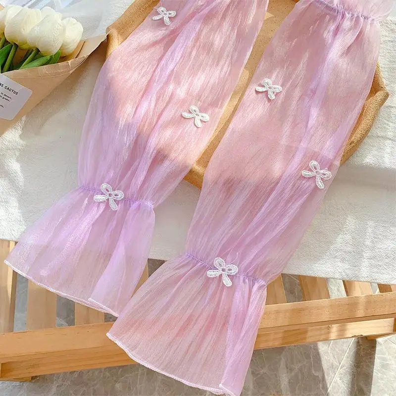 Women Bow Lace Ice Silk Sun Protection Arm Sleeves Loose Breathable Outdoor Driving Cooling Sleeve Accessories
Women Bow Lace Ice Silk Sun Protection Arm Sleeves Loose Breathable Outdoor Driving Cooling Sleeve Accessories