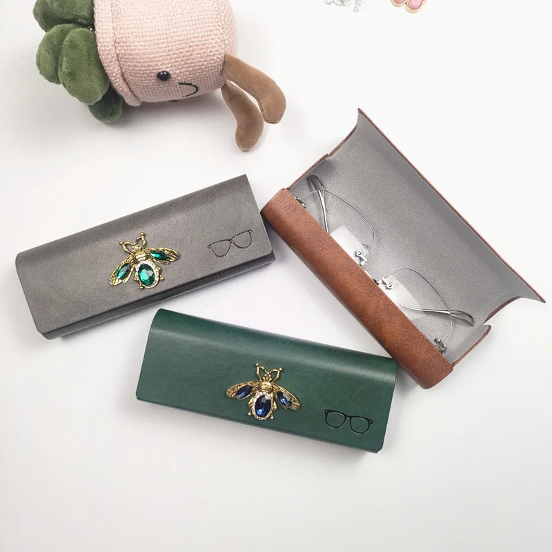 PU Leather Hard Spectacles Box Women's Bee Pattern Glasses Case Hard Anti Press Sunglasses Box Eyeglasses Cases B2
PU Leather Hard Spectacles Box Women's Bee Pattern Glasses Case Hard Anti Press Sunglasses Box Eyeglasses Cases B2