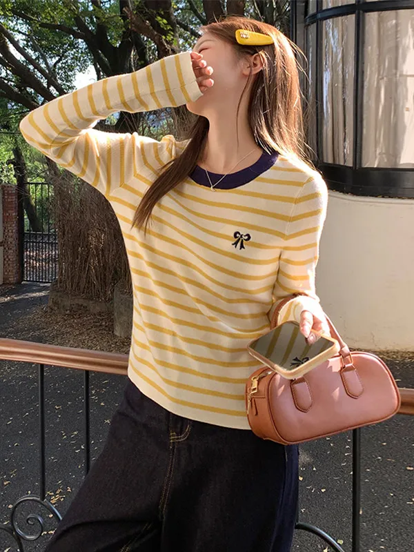 Women's Slim Fit Knitted Sweater Casual Style Long Sleeve Stripe Design Stand Collar Overhead Spring Inner Wear Base Layer
Women's Slim Fit Knitted Sweater Casual Style Long Sleeve Stripe Design Stand Collar Overhead Spring Inner Wear Base Layer