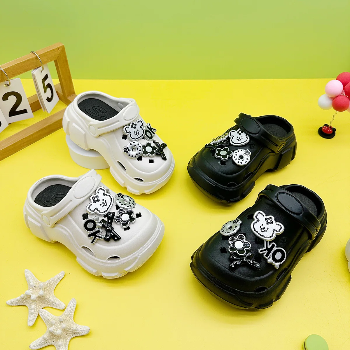 New Fashionable Versatile Cartoon Ok Puppy Clogs with Soft Soles, Non-Slip Closed-Toe Sandals for Boys and Girls, Model 606
New Fashionable Versatile Cartoon Ok Puppy Clogs with Soft Soles, Non-Slip Closed-Toe Sandals for Boys and Girls, Model 606