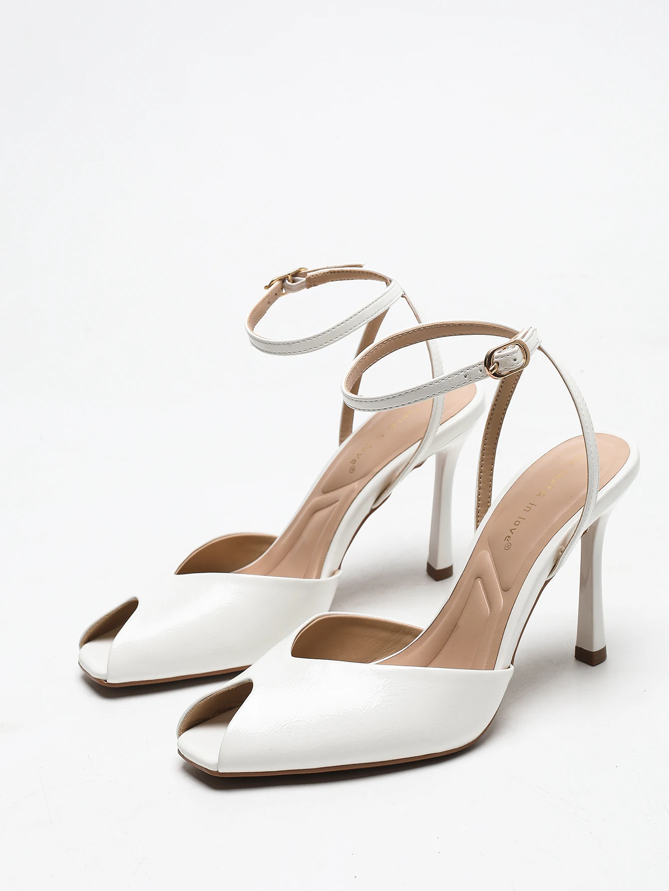 Шикарные кожаные туфли-лодочки на шпильке с открытым носком и ремешком, стильная модная обувь
Шикарные кожаные туфли-лодочки на шпильке с открытым носком и ремешком, стильная модная обувь