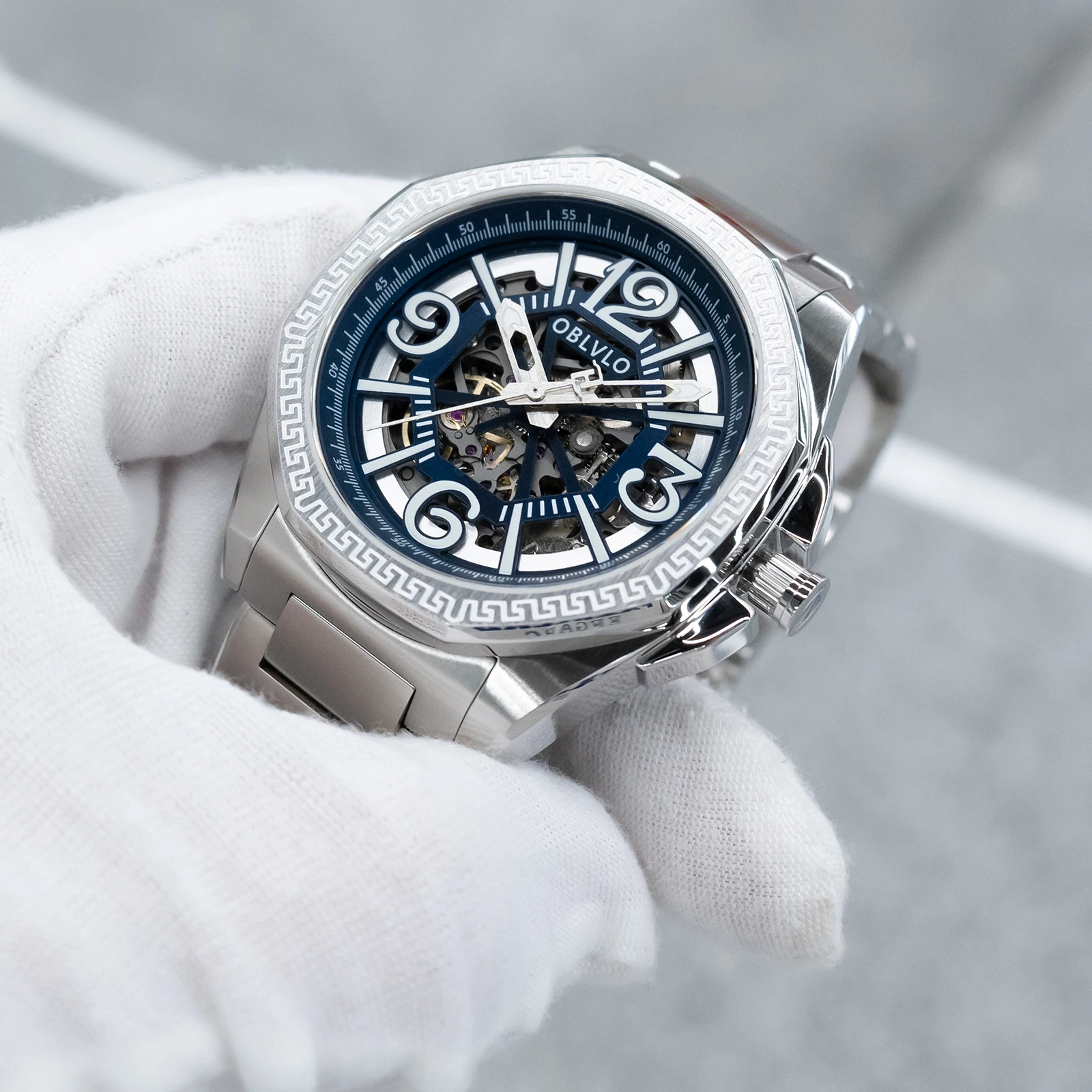 OBLVLO Мужские модные восьмиугольные безели со скелетом Автоматические часы из нержавеющей стали 316L с аналоговым дисплеем Водонепроницаемые механические наручные часы
OBLVLO Мужские модные восьмиугольные безели со скелетом Автоматические часы из нержавеющей стали 316L с аналоговым дисплеем Водонепроницаемые механические наручные часы