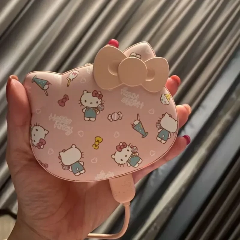 10000 миллиампер Sanrio Hello Kitty портативное зарядное устройство мультяшная Быстрая зарядка ультратонкий компактный портативный мобильный блок питания Iphone подарок
10000 миллиампер Sanrio Hello Kitty портативное зарядное устройство мультяшная Быстрая зарядка ультратонкий компактный портативный мобильный блок питания Iphone подарок