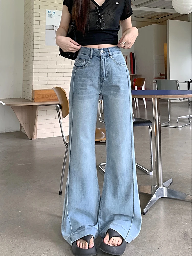 Women Light Blue Flare Denim Pants New Versatile Casual High Waist Loose Jeans Spring Summer Streetwear Fashion Jean Trousers
Women Light Blue Flare Denim Pants New Versatile Casual High Waist Loose Jeans Spring Summer Streetwear Fashion Jean Trousers