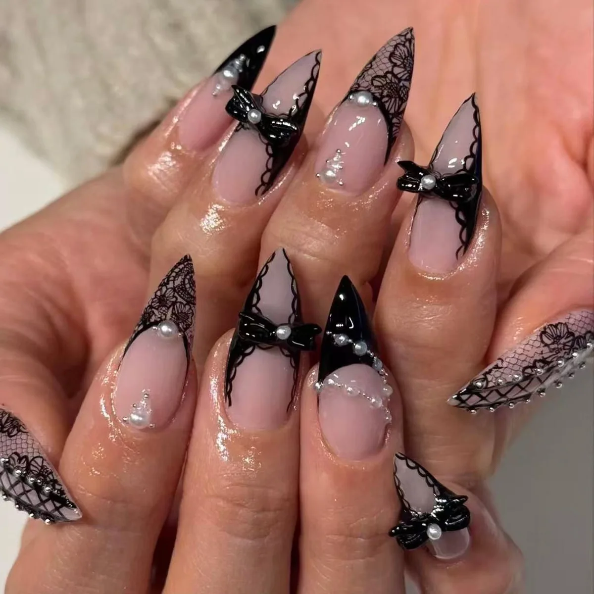 24Pcs Mid-length Almond Fake Nails Press on Black Lace French Wearable Full Cover Nails Tips Art 3D Bow Pearl Design False Nails
24Pcs Mid-length Almond Fake Nails Press on Black Lace French Wearable Full Cover Nails Tips Art 3D Bow Pearl Design False Nails