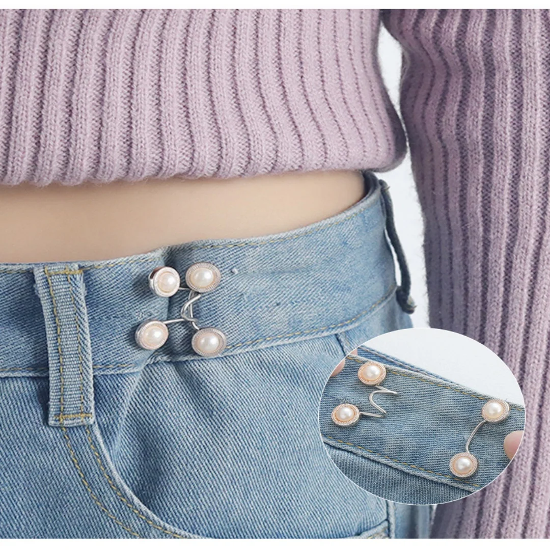 Регулируемый пояс цвета шампанского, украшенный жемчугом, для аксессуаров женской одежды; съемный зажим для пояса.
Регулируемый пояс цвета шампанского, украшенный жемчугом, для аксессуаров женской одежды; съемный зажим для пояса.