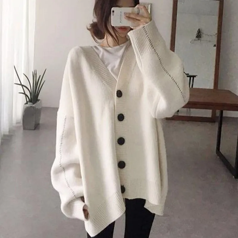 New Womens Knit Cardigan Coat Autumn Winter Loose Warm Knitted Sweater Fashion Female V-neck Long Sweater Jacket Single-breasted
New Womens Knit Cardigan Coat Autumn Winter Loose Warm Knitted Sweater Fashion Female V-neck Long Sweater Jacket Single-breasted