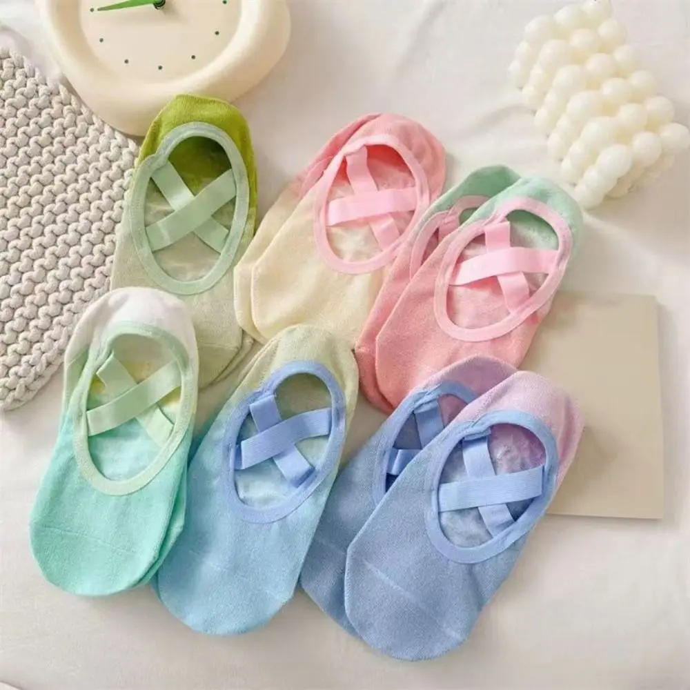 6pairs Non-Slip Fitness Yoga Socks Breathable Patchwork Towel Bottom Hosiery Pilates Sweat-Absorbent Dot Silicone Floor Socks
6pairs Non-Slip Fitness Yoga Socks Breathable Patchwork Towel Bottom Hosiery Pilates Sweat-Absorbent Dot Silicone Floor Socks