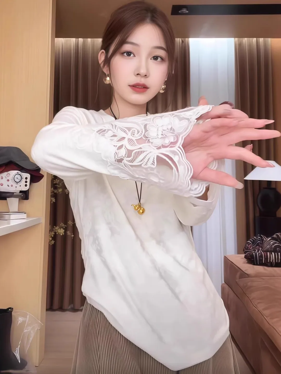 Lace Hollow out Long Sve T-irt Women's Early Spring plus Size Slimming Base irt Creative Pattern Loose Fit round Ne
Lace Hollow out Long Sve T-irt Women's Early Spring plus Size Slimming Base irt Creative Pattern Loose Fit round Ne