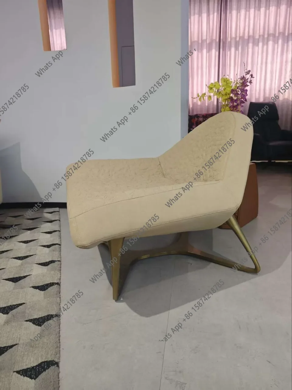 Итальянское дизайнерское кресло-реклайнер 40 Light Luxury для дома, треугольное, для гостиной виллы, в форме звезды, с подлокотниками, одноместное
Итальянское дизайнерское кресло-реклайнер 40 Light Luxury для дома, треугольное, для гостиной виллы, в форме звезды, с подлокотниками, одноместное