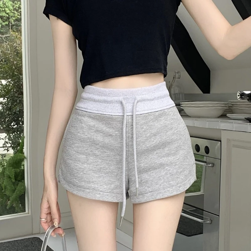 2026 Summer Teen Girls High Waist Drawstring Sports Shorts Athletic Wide Leg Versatile Athleisure Bodycon Casual Bottoms
2026 Summer Teen Girls High Waist Drawstring Sports Shorts Athletic Wide Leg Versatile Athleisure Bodycon Casual Bottoms